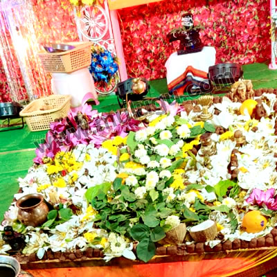 Performing  Karthikamasam Special Sahasra Lingarchana Sahitha AmruthaMahaPasupata Homam. Homa Is  to be Performed Last Year 2021 at Guruji Ashram, Srisailam
